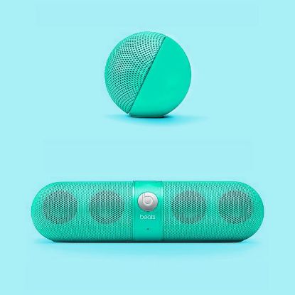 Beats Pill 2.0 Wireless Speaker এর ছবি
